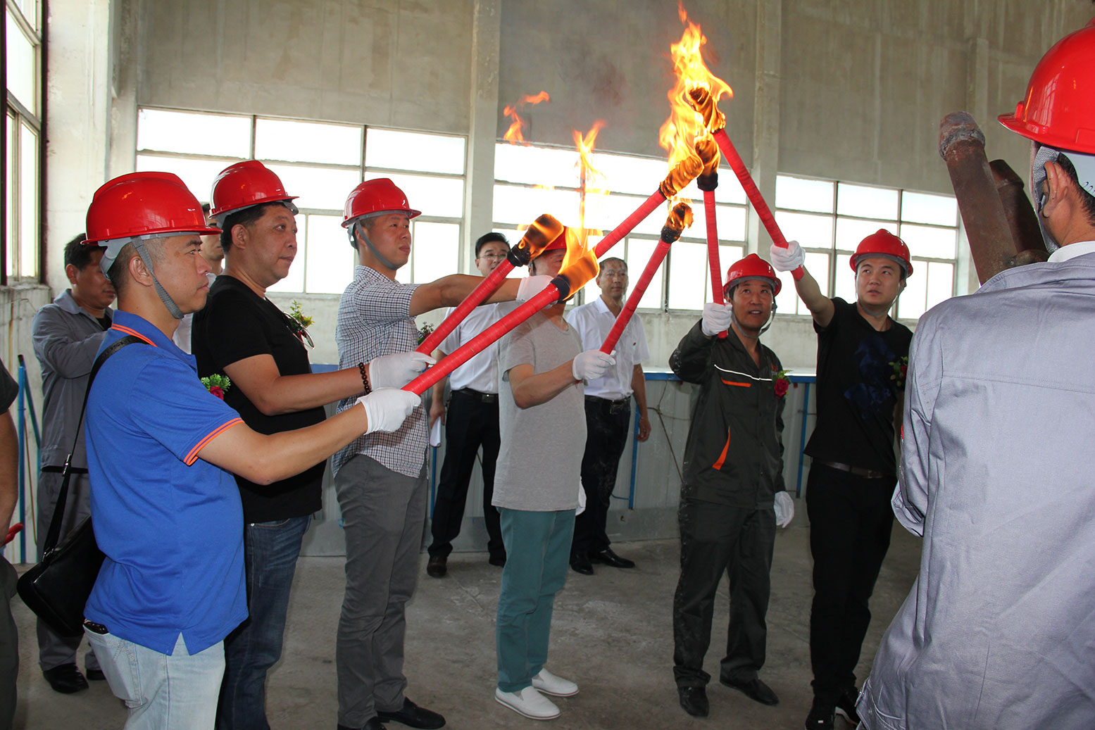 熱烈祝賀杜氏集團（高科）窯爐點(diǎn)火成功！